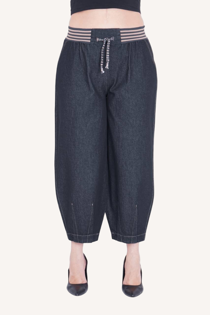 💙 City Shape – Sculpted Denim Luxe Stretch Trousers