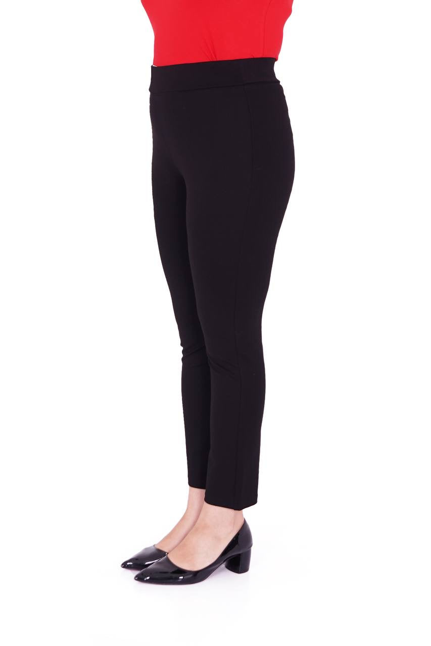 🖤 City Comfort – Essential Black Trousers