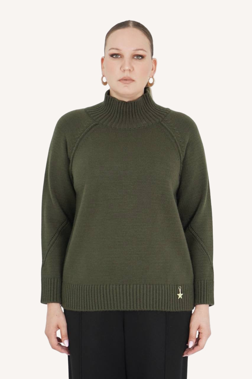 Plus-size model wearing City Chic Maple Sweater in olive green – By Zola