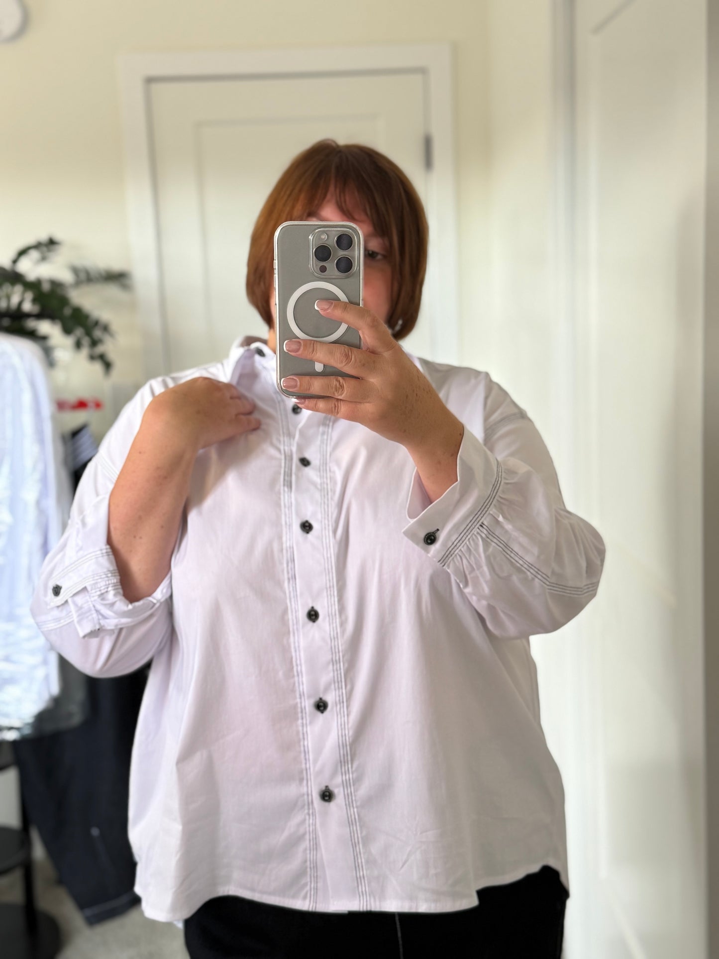 🤍 City Chic – White Line Shirt