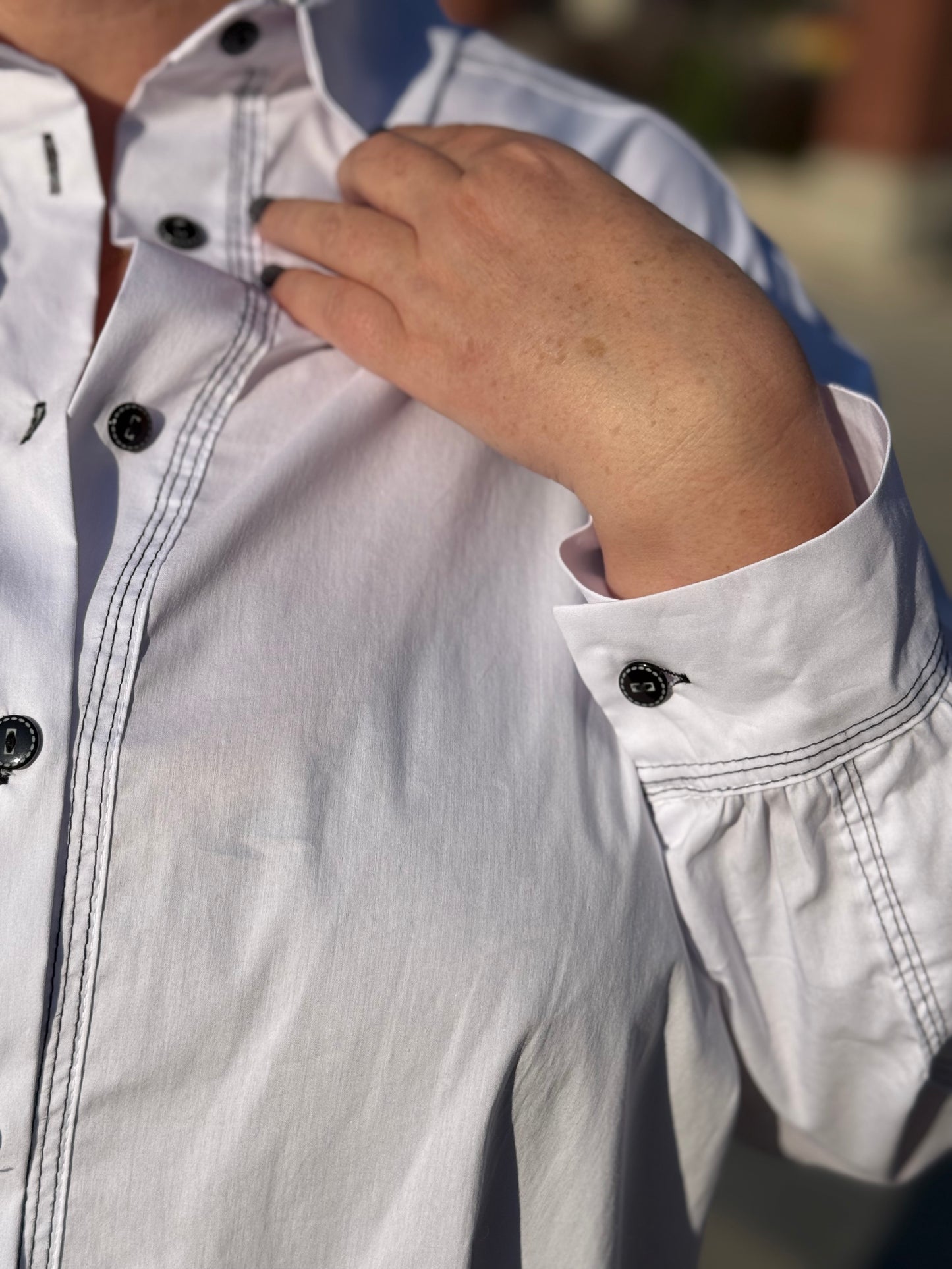 🤍 City Chic – White Line Shirt