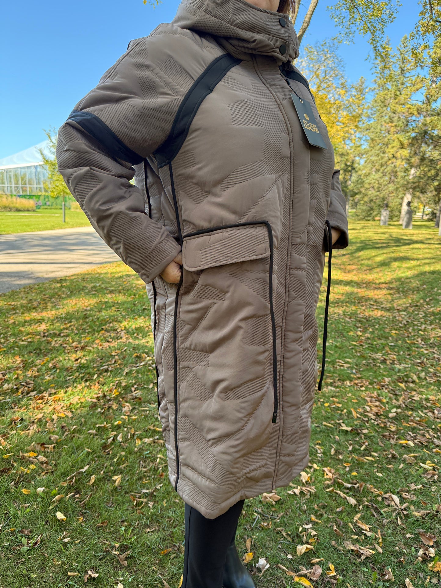 🤎 City Chic – Taupe Glow Winter Coat