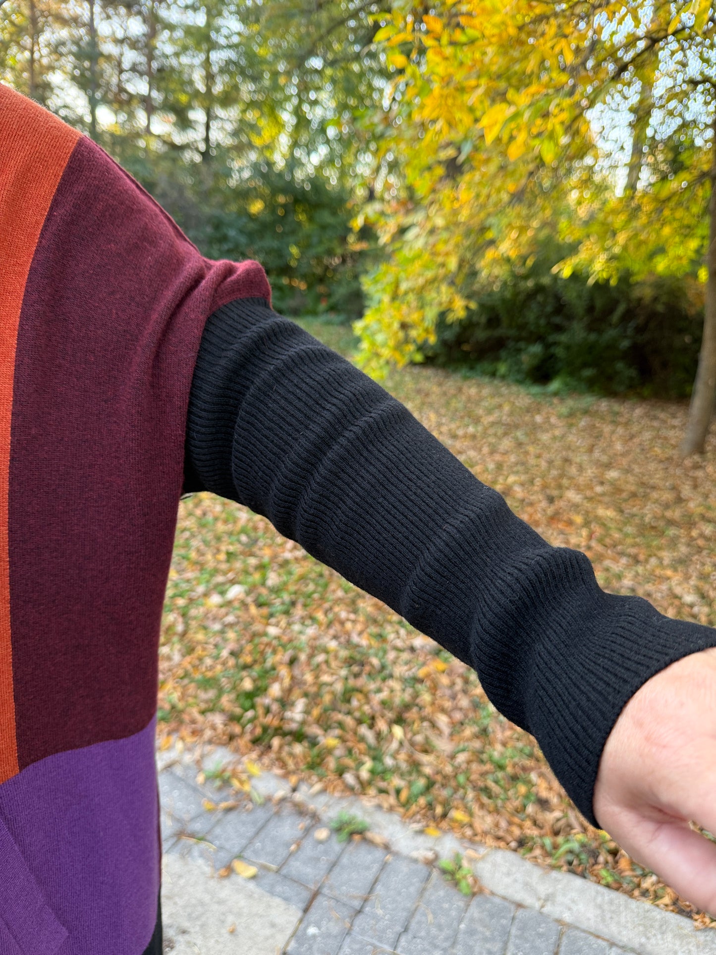 🧡 City Colors – Premium Patch Cardigan