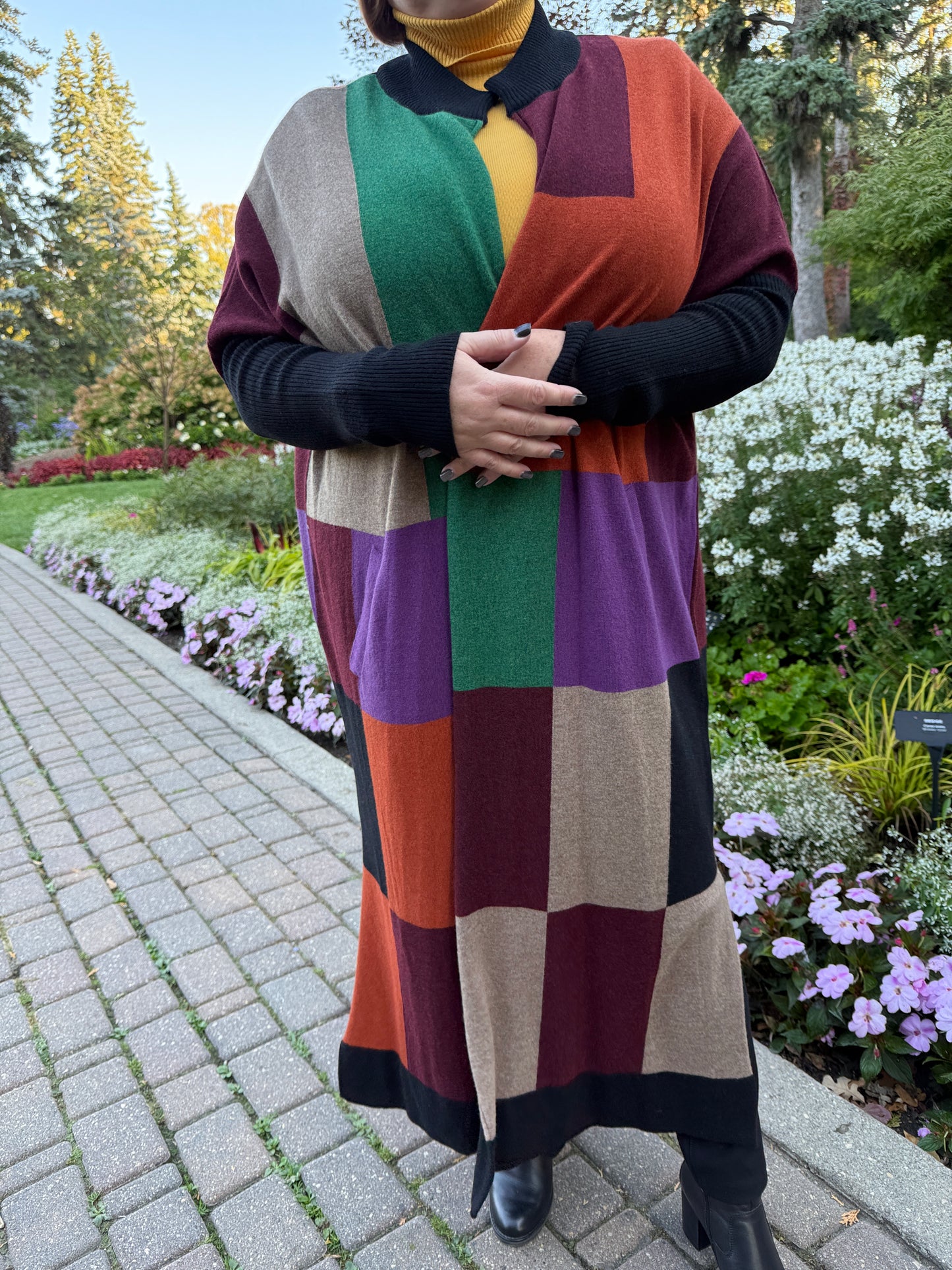 Warm plus-size color block cardigan for fall – By Zola Curve Boutique