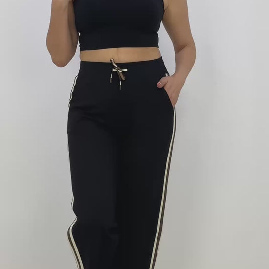 Comfortable stretch pants for everyday wear – By Zola Winnipeg